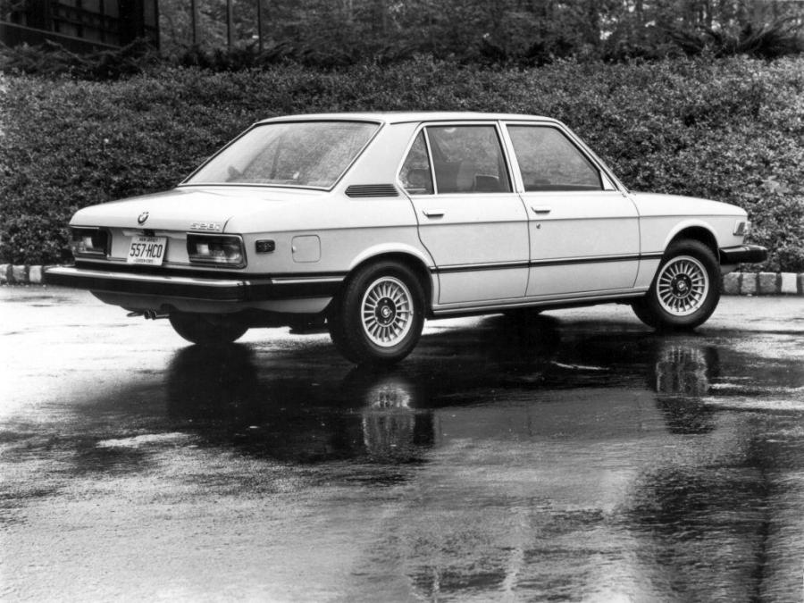  BMW 528i Sedan 1978 года  (US) (фото 15 из 16)